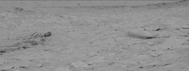 Sol 3658: Mast Camera (Mastcam)