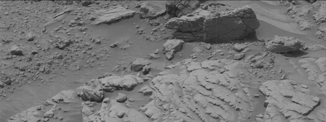 Sol 3658: Mast Camera (Mastcam)