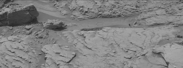 Sol 3658: Mast Camera (Mastcam)