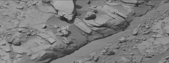 Sol 3658: Mast Camera (Mastcam)