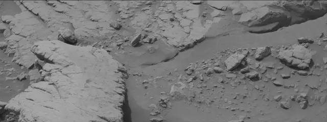 Sol 3658: Mast Camera (Mastcam)