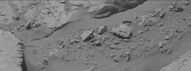 Sol 3658: Mast Camera (Mastcam)