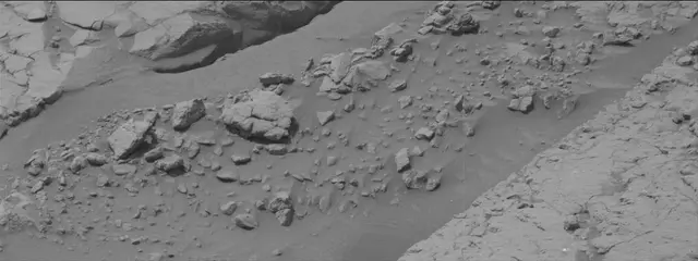 Sol 3658: Mast Camera (Mastcam)