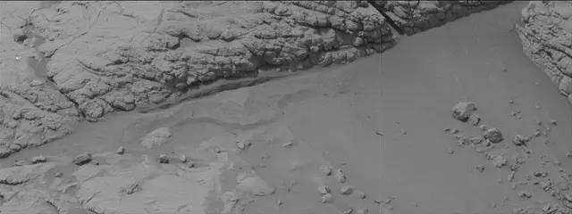 Sol 3658: Mast Camera (Mastcam)