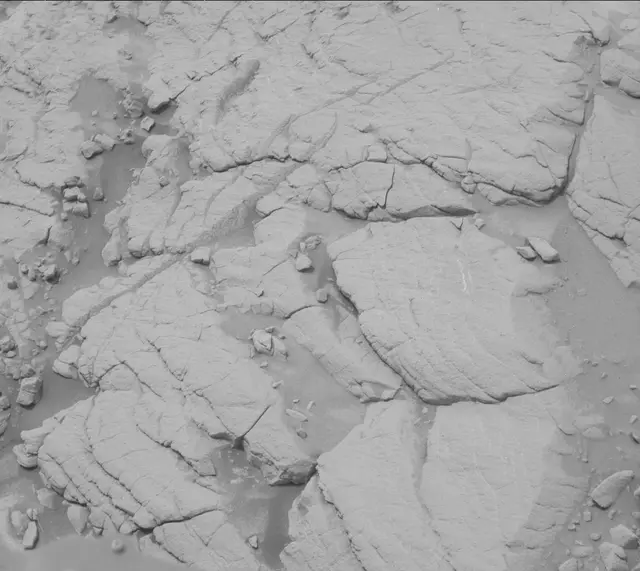 Sol 3658: Mast Camera (Mastcam)