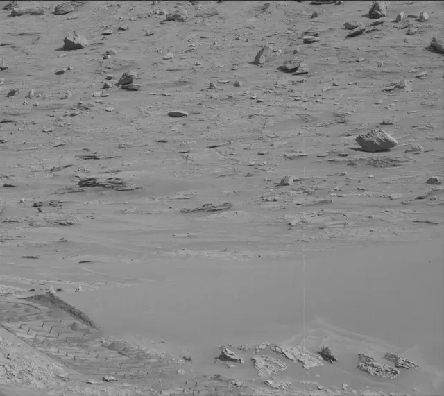 Sol 3658: Mast Camera (Mastcam)