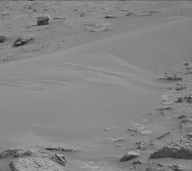 Sol 3658: Mast Camera (Mastcam)
