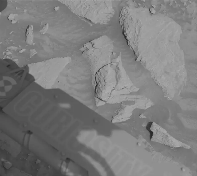 Sol 3658: Mast Camera (Mastcam)
