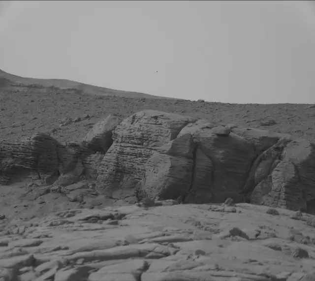 Sol 3658: Mast Camera (Mastcam)