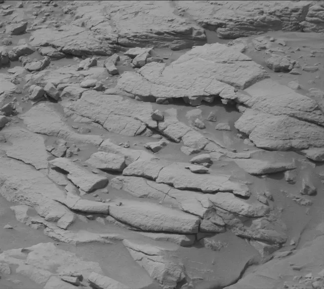 Sol 3658: Mast Camera (Mastcam)