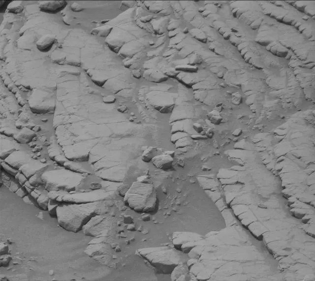 Sol 3658: Mast Camera (Mastcam)