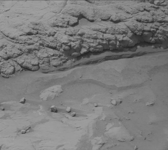 Sol 3658: Mast Camera (Mastcam)