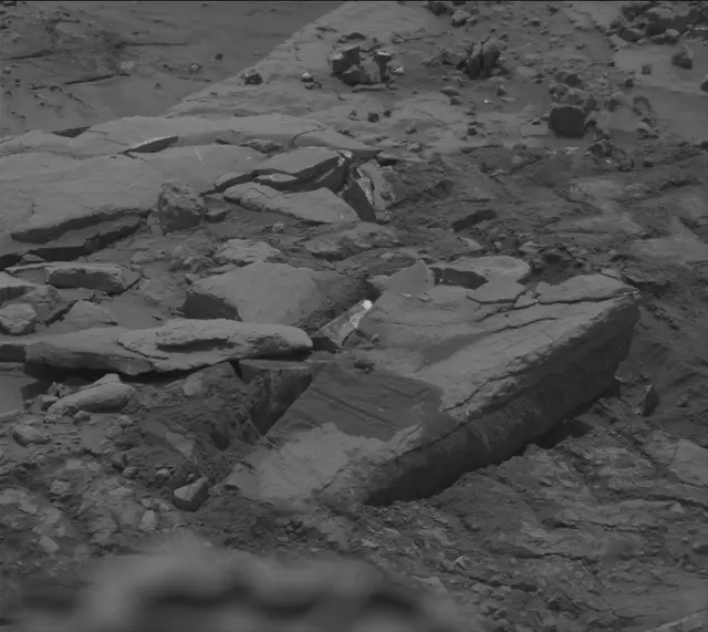 Sol 3658: Mast Camera (Mastcam)