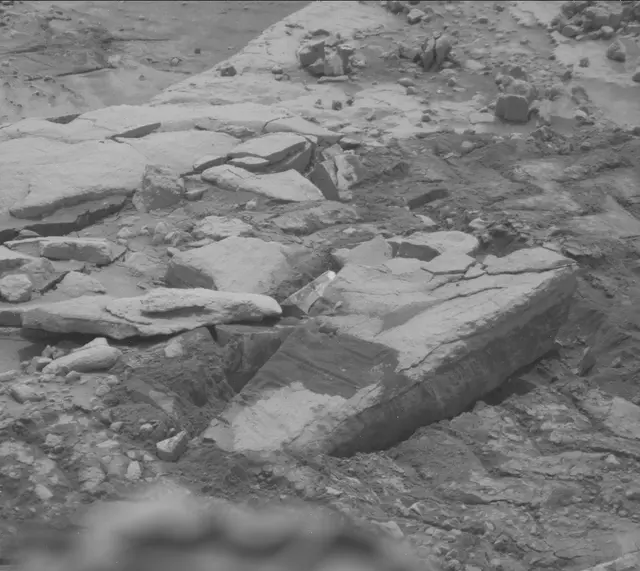 Sol 3658: Mast Camera (Mastcam)