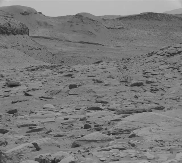 Sol 3662: Mast Camera (Mastcam)