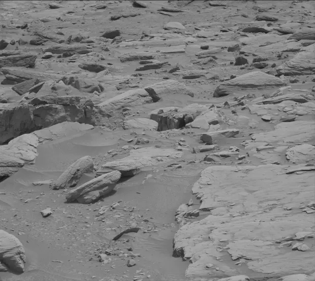 Sol 3662: Mast Camera (Mastcam)