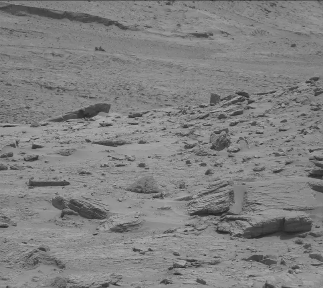 Sol 3662: Mast Camera (Mastcam)