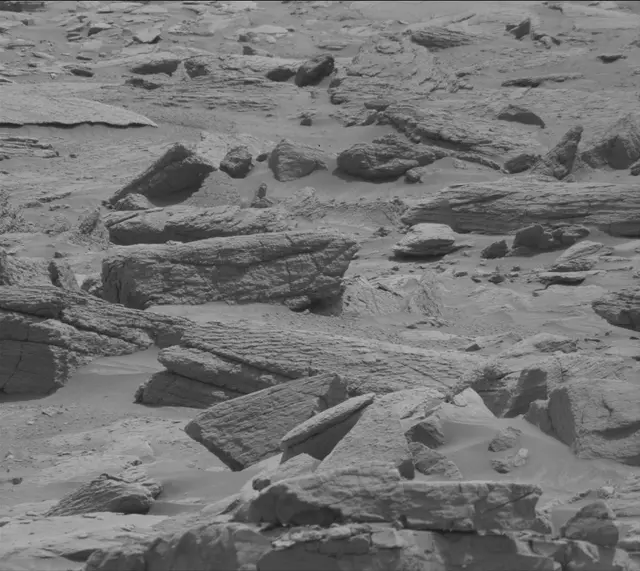 Sol 3662: Mast Camera (Mastcam)