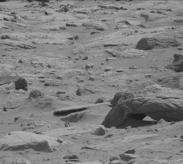 Sol 3662: Mast Camera (Mastcam)