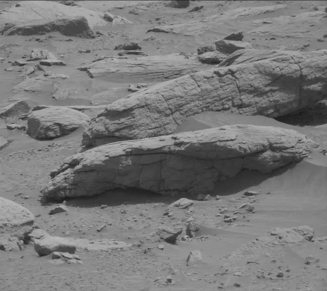 Sol 3662: Mast Camera (Mastcam)