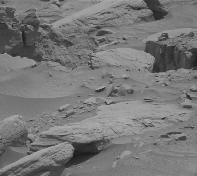 Sol 3662: Mast Camera (Mastcam)