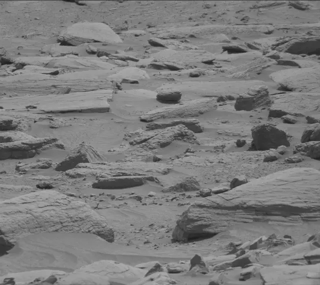 Sol 3662: Mast Camera (Mastcam)
