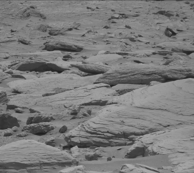 Sol 3662: Mast Camera (Mastcam)