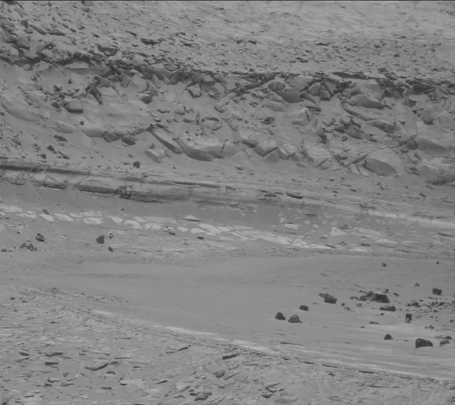 Sol 3662: Mast Camera (Mastcam)
