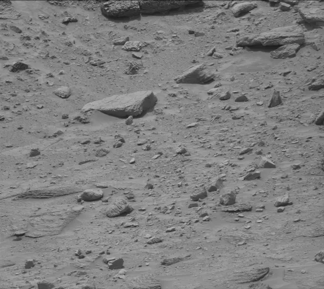 Sol 3662: Mast Camera (Mastcam)