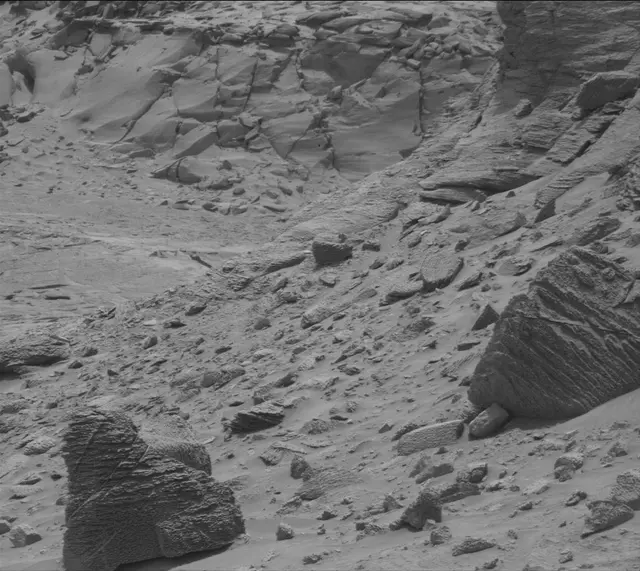 Sol 3662: Mast Camera (Mastcam)