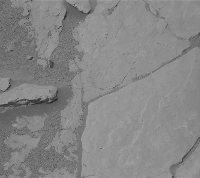 Sol 3663: Mast Camera (Mastcam)