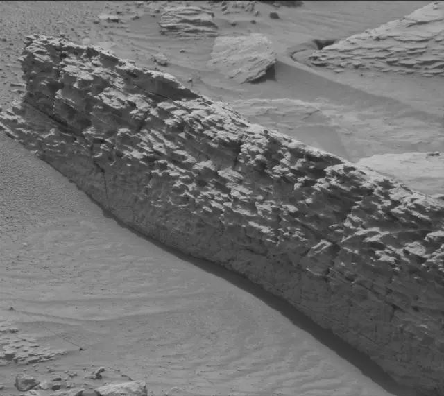 Sol 3663: Mast Camera (Mastcam)