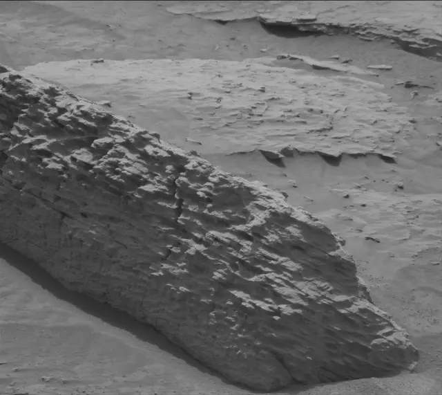 Sol 3663: Mast Camera (Mastcam)