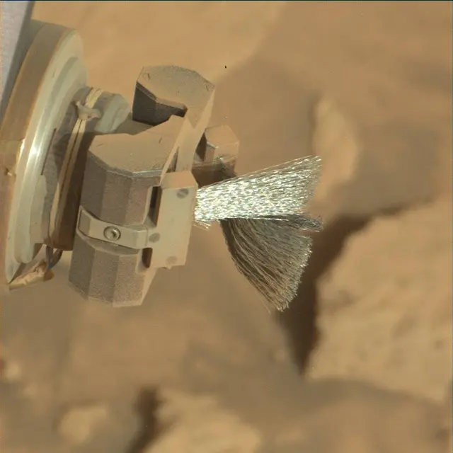 Sol 3664: Mast Camera (Mastcam)