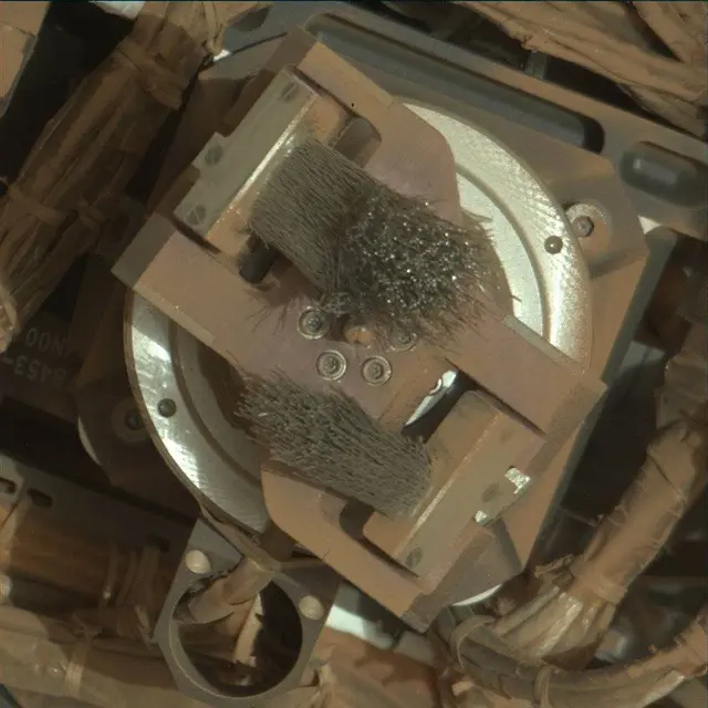Sol 3664: Mast Camera (Mastcam)