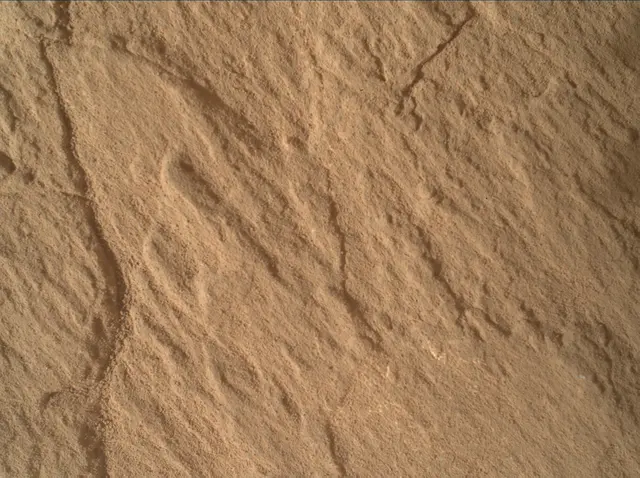 Sol 3664: Mars Hand Lens Imager (MAHLI)