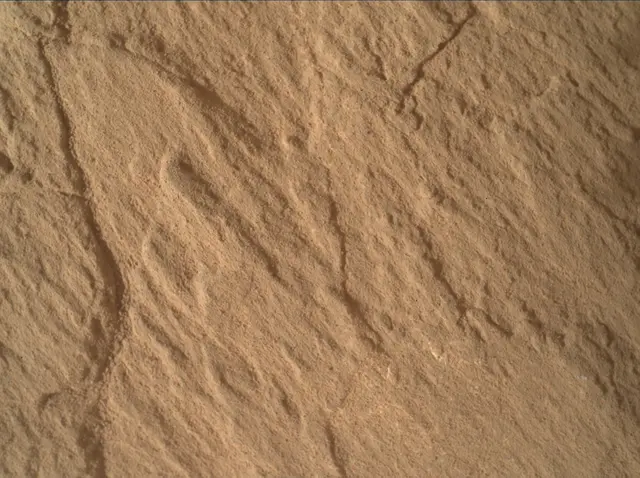 Sol 3664: Mars Hand Lens Imager (MAHLI)