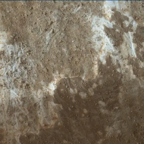 Sol 3664: Mars Hand Lens Imager (MAHLI)
