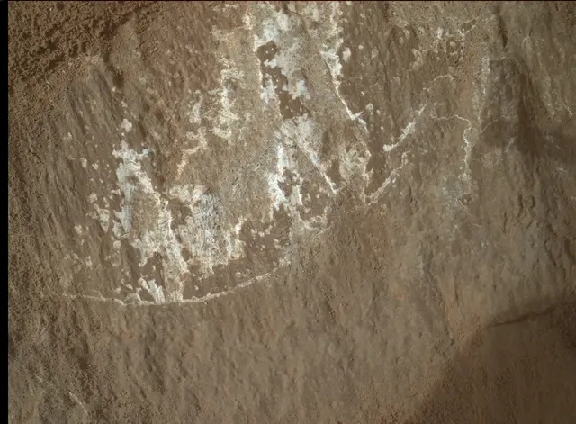 Sol 3664: Mars Hand Lens Imager (MAHLI)