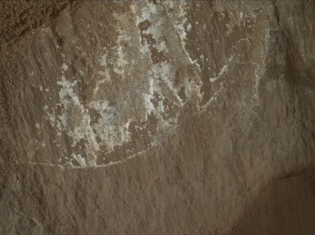 Sol 3664: Mars Hand Lens Imager (MAHLI)