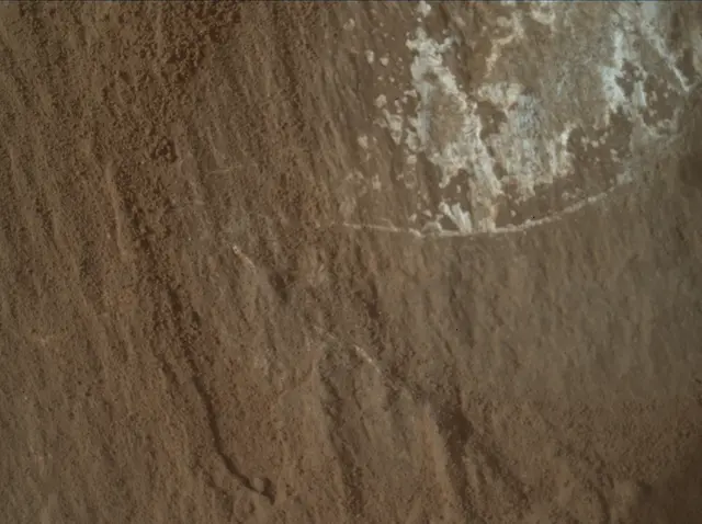 Sol 3664: Mars Hand Lens Imager (MAHLI)