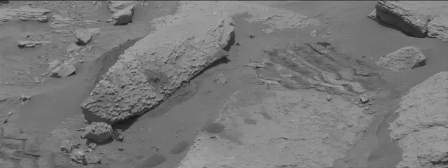 Sol 3665: Mast Camera (Mastcam)