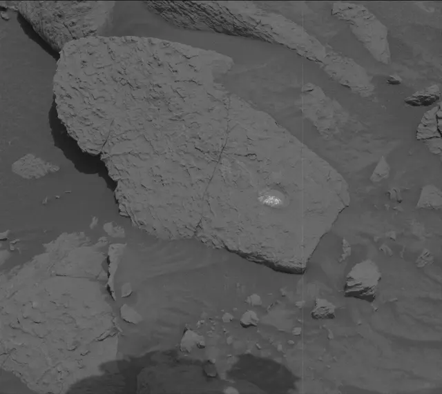 Sol 3665: Mast Camera (Mastcam)