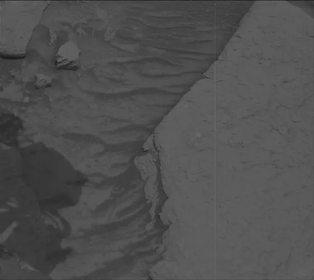 Sol 3665: Mast Camera (Mastcam)