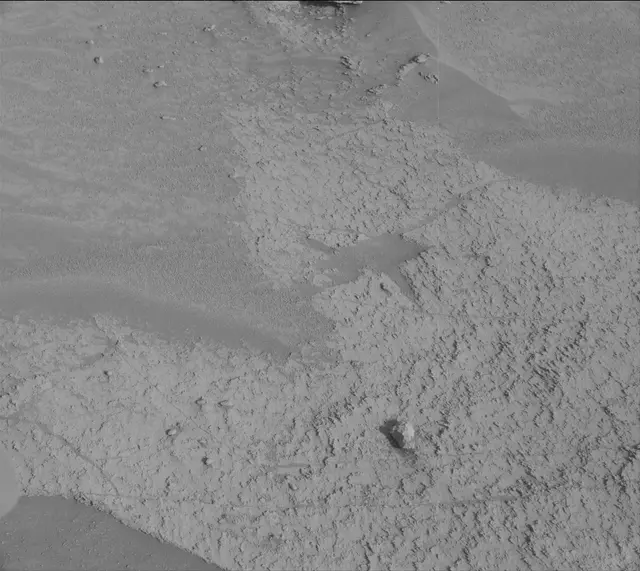 Sol 3665: Mast Camera (Mastcam)