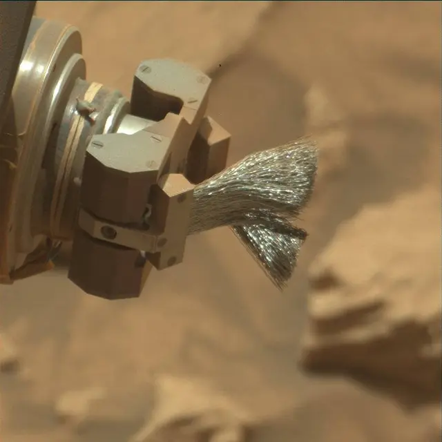 Sol 3665: Mast Camera (Mastcam)