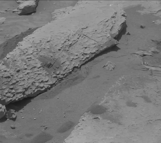 Sol 3665: Mast Camera (Mastcam)