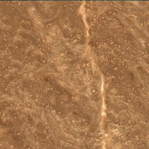 Sol 3665: Mars Hand Lens Imager (MAHLI)