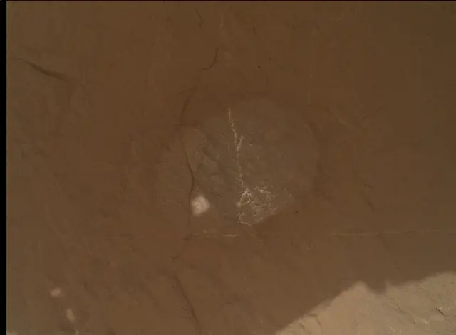Sol 3665: Mars Hand Lens Imager (MAHLI)