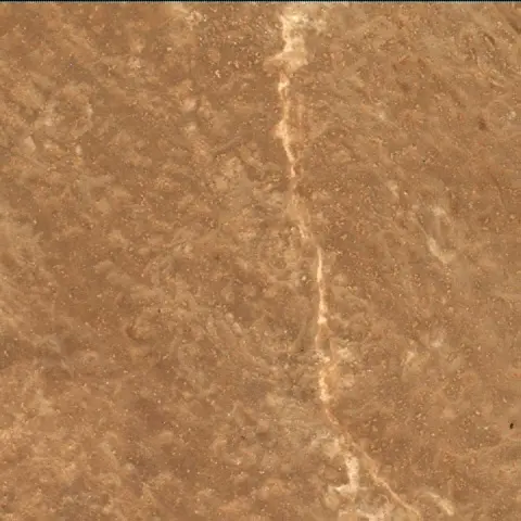 Sol 3665: Mars Hand Lens Imager (MAHLI)